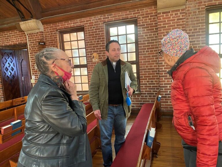 Commission Visits Voorhees College